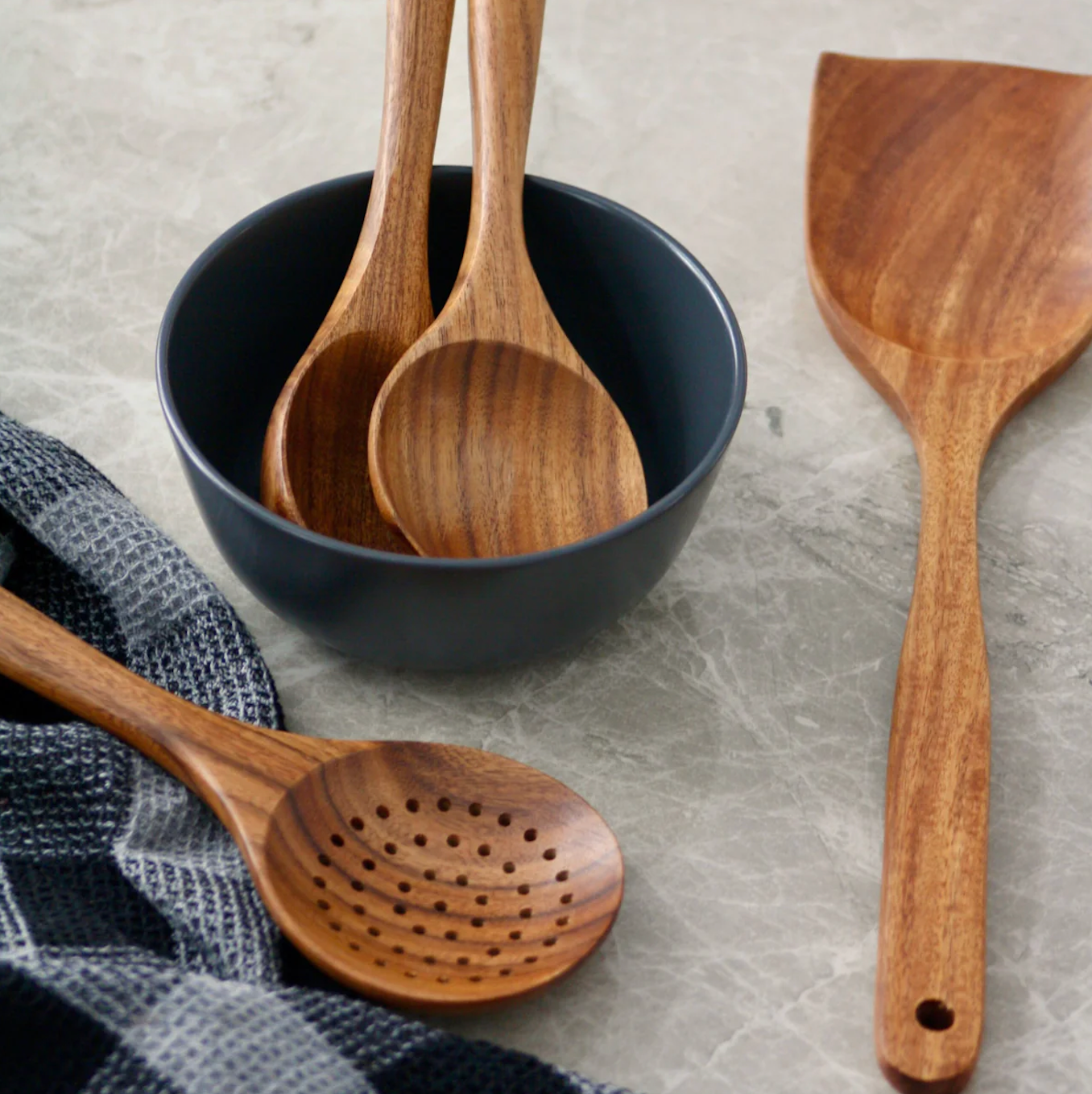 Alderwood Kökset – Skandinavisk Teak Elegans, 100% Kemikaliefri