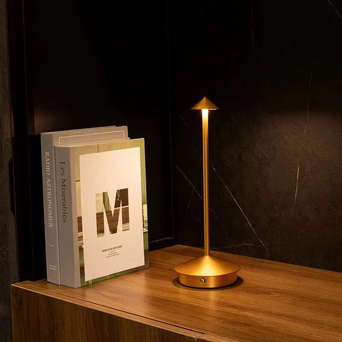 Nova - Uppladdningsbar Bordslampa